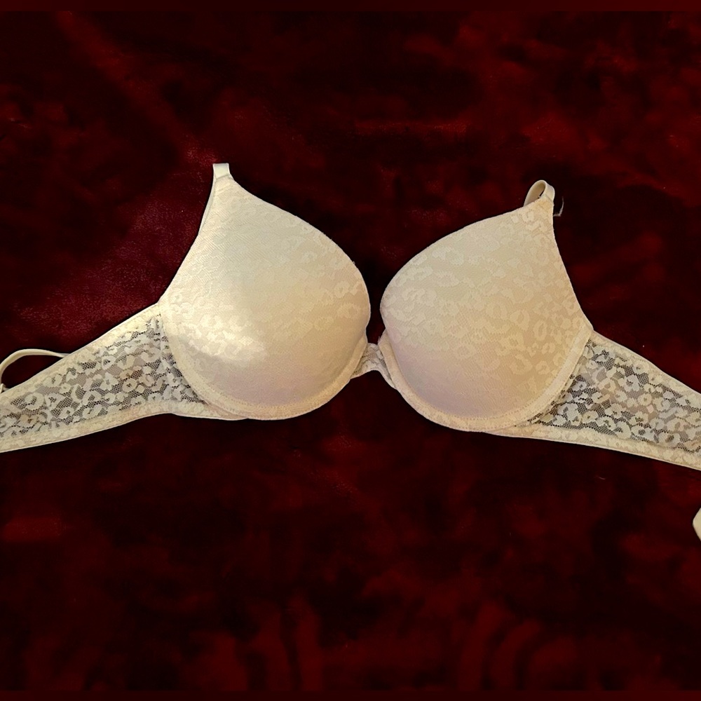 “Pink” by Victoria’s Secret Push-up Bra 34B